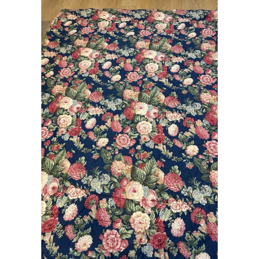 VINTAGE Queen Comforter Delft Blue Roses SHABBY Cottage Core Percale Grannycore